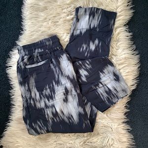DREW Anthropologie graphic pants navy & gray pants Medium